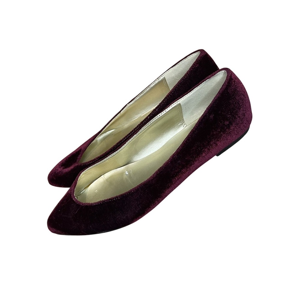 Newport News Burgundy Velvet Flats 10 Inch Outsole Pointed Toe 1990s Vintage